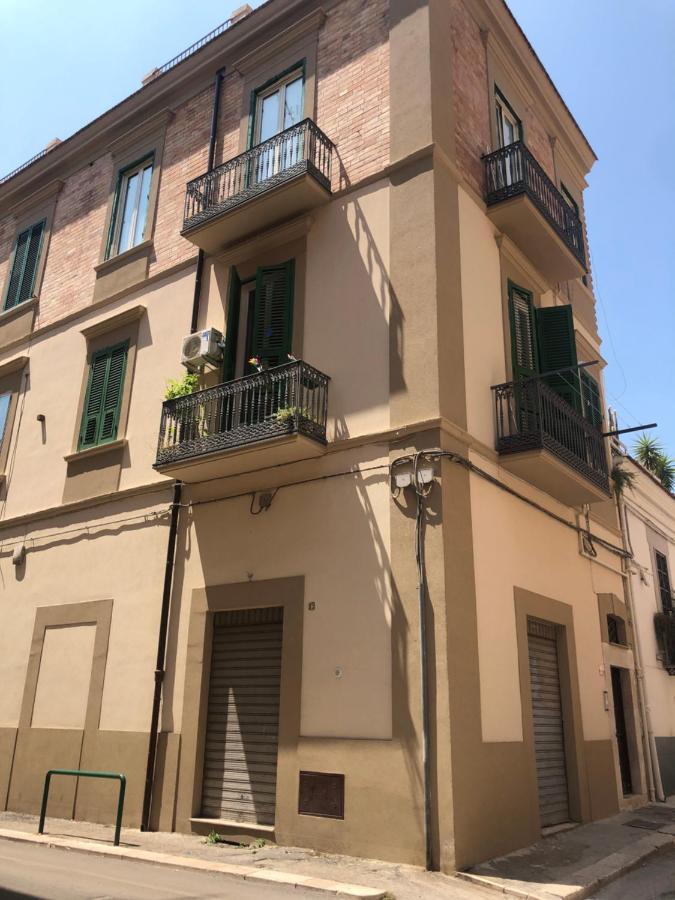 Апартаменты Casa Renata Фоджиа Экстерьер фото